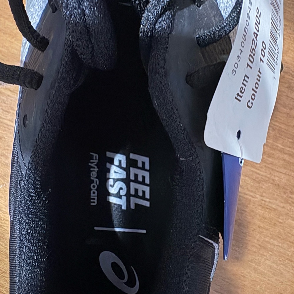 ASICS Volleyball Shoes Sneakers NWT size 7 - Picture 4 of 5
